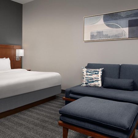 Courtyard By Marriott Syracuse Downtown At Armory Square Exterior foto