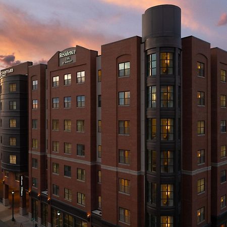 Courtyard By Marriott Syracuse Downtown At Armory Square Exterior foto