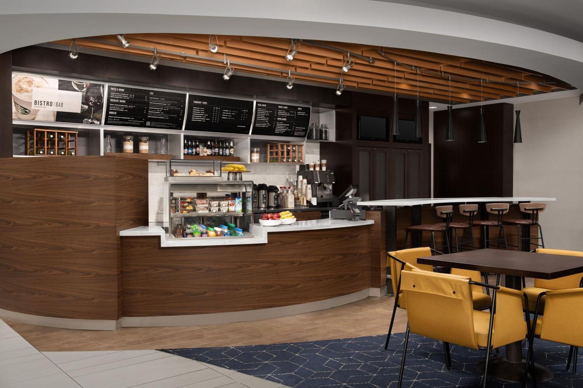 Courtyard By Marriott Syracuse Downtown At Armory Square Exterior foto